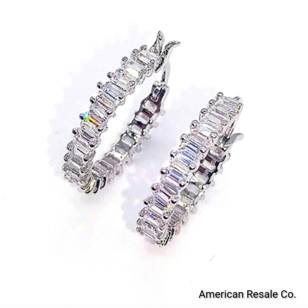 Made with Swarovski Crystals 3/4" Small Hoop Earrings - Picture 4 of 7